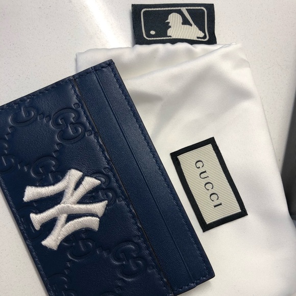 yankees gucci wallet